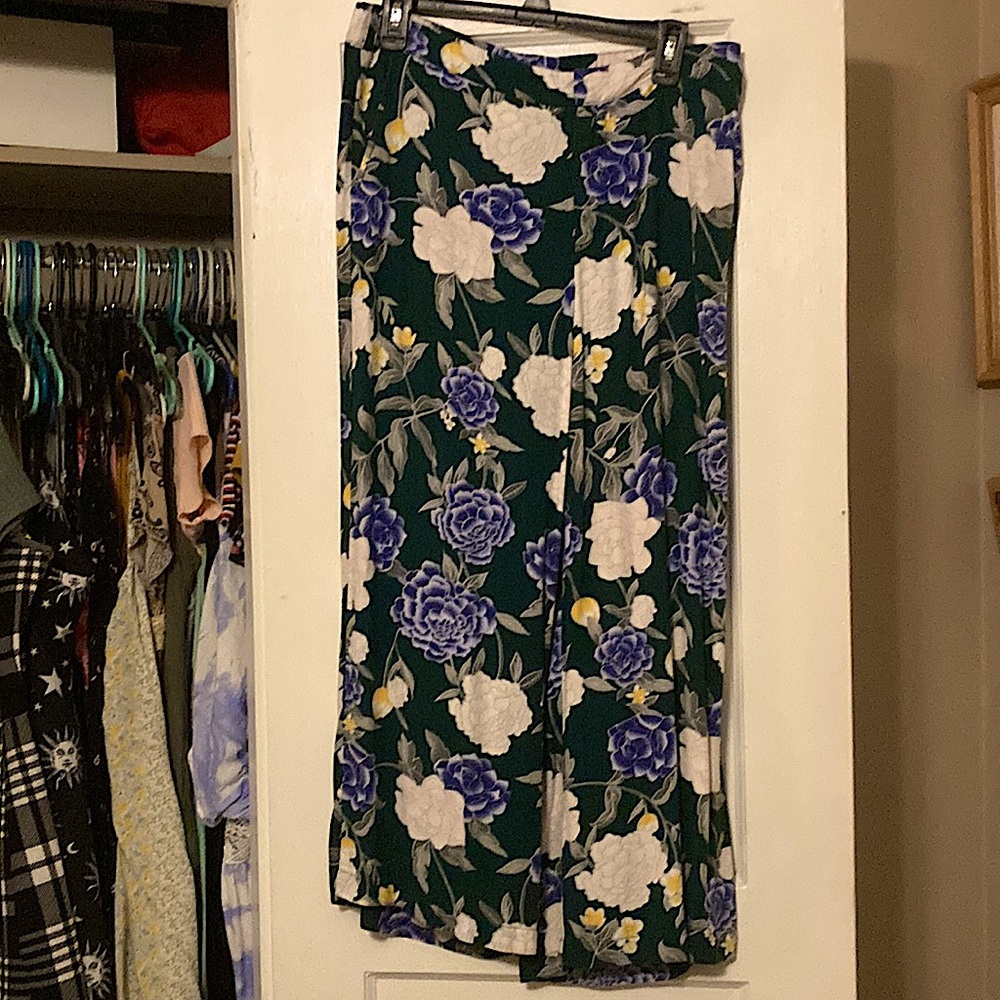 Big leg floral ankle length dress pants